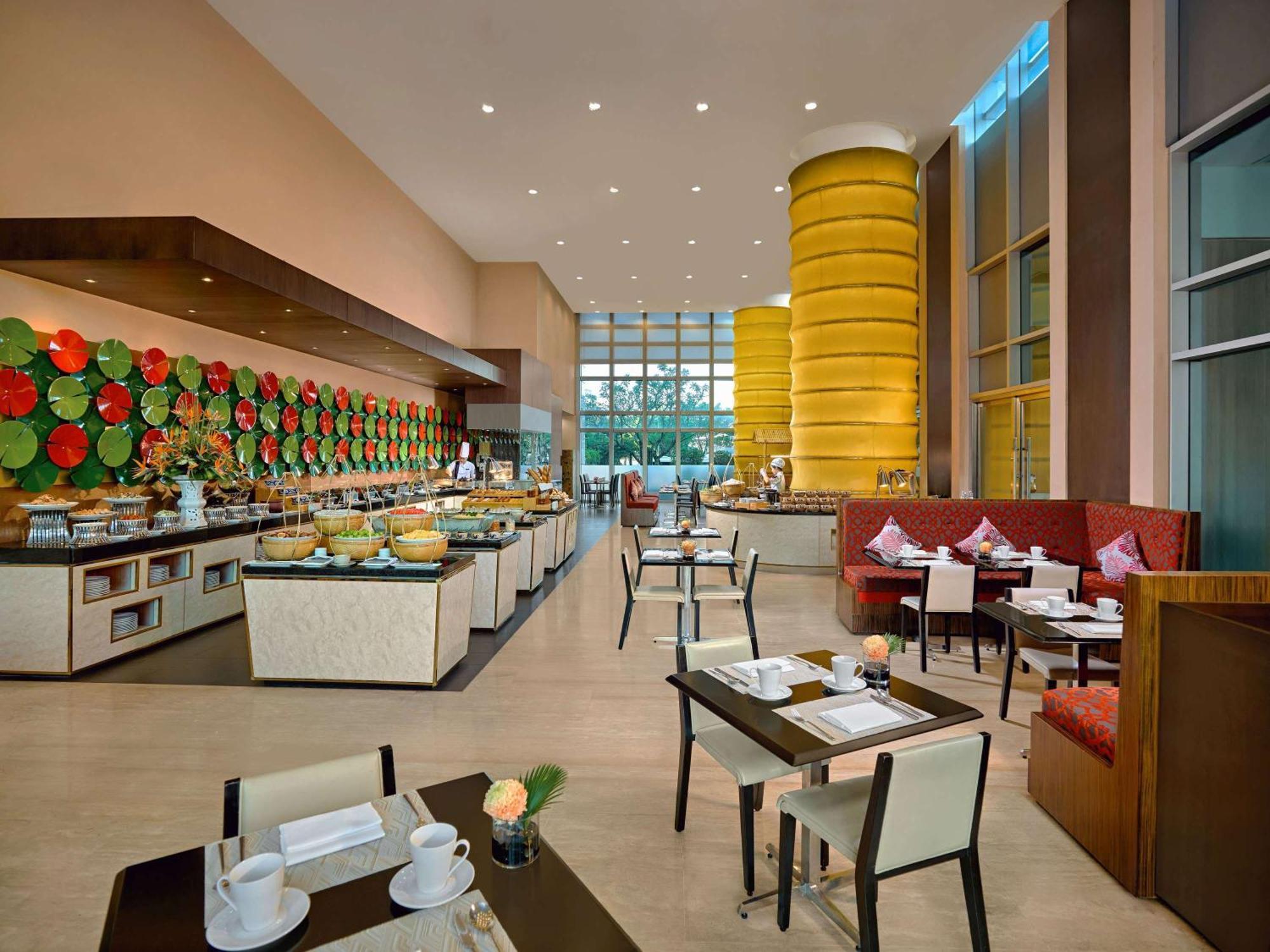 Grand Mercure Danang Extérieur photo